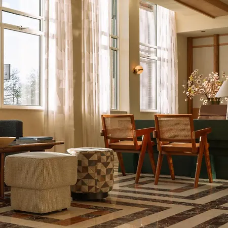 Hotel De Plesman Haia